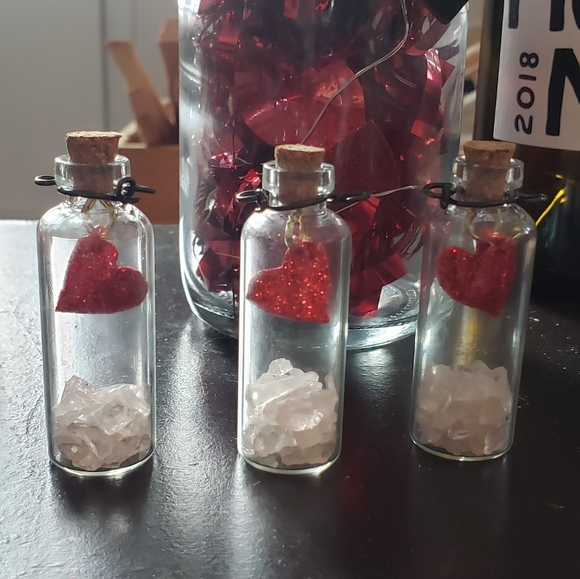 Hanging Heart Mini bottle Valentine ornament charm - Picture 5 of 6